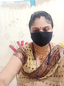 Snapshot of Cute-Aadhvita chatting on 10/15/25, 10:48 Cute-Aadhvita online show from 10/15/25, 10:48