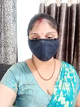 Cute-Aadhvita online show from 06/18/26, 01:04