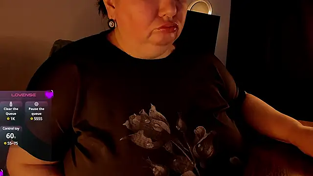 Snapshot of SexxyDreams1 chatting on 03/04/25, 05:21 SexxyDreams1 online show from 03/04/25, 05:21