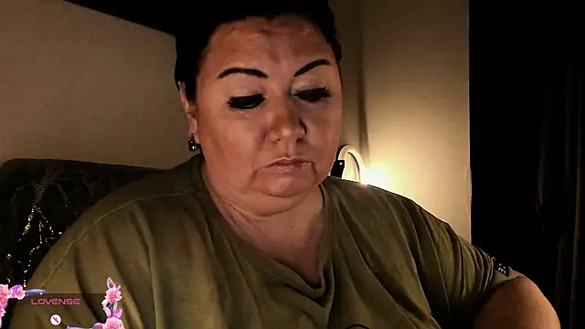 Snapshot of SexxyDreams1 chatting on 09/10/25, 03:39 SexxyDreams1 online show from 09/10/25, 03:39