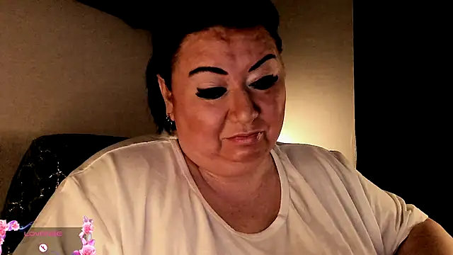 Snapshot of SexxyDreams1 chatting on 09/24/25, 06:06 SexxyDreams1 online show from 09/24/25, 06:06