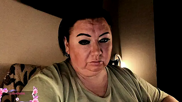 Snapshot of SexxyDreams1 chatting on 10/06/25, 06:11 SexxyDreams1 online show from 10/06/25, 06:11