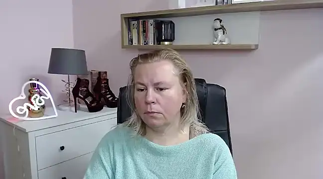 Snapshot of NancyCREAM chatting on 02/10/25, 09:14 NancyCREAM online show from 02/10/25, 09:14