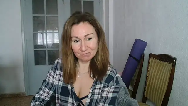 Snapshot of TamaraSweetxo chatting on 03/05/25, 11:28 TamaraSweetxo online show from 03/05/25, 11:28