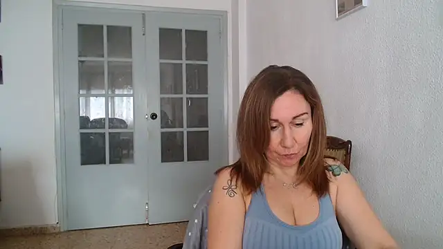 Snapshot of TamaraSweetxo chatting on 03/10/25, 11:53 TamaraSweetxo online show from 03/10/25, 11:53