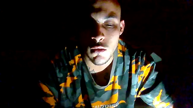 Snapshot of FTM98xxx chatting on 02/03/26, 05:18 FTM98xxx online show from 02/03/26, 05:18