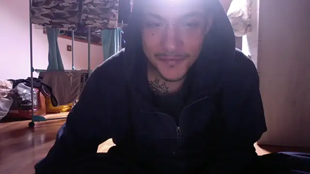 Snapshot of FTM98xxx chatting on 02/08/26, 09:45 FTM98xxx online show from 02/08/26, 09:45