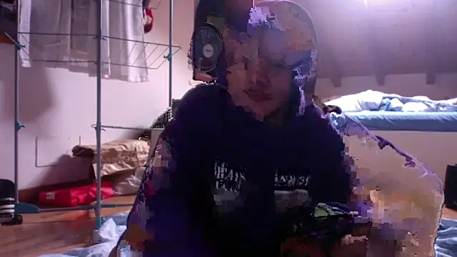 Snapshot of FTM98xxx chatting on 02/10/26, 12:53 FTM98xxx online show from 02/10/26, 12:53