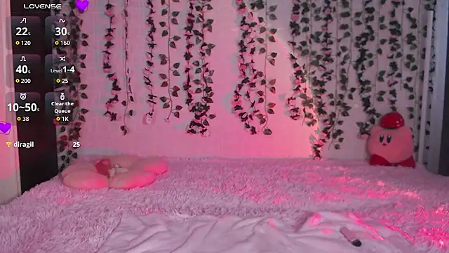 Snapshot of Lessy_Lasska chatting on 10/30/25, 04:03 Lessy Lasska online show from 10/30/25, 04:03