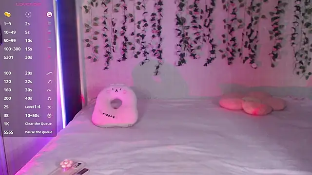 Lessy Lasska online show from 04/01/26, 01:12