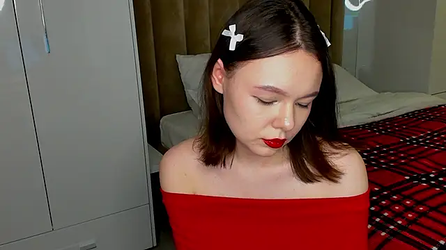 Snapshot of LovelyJane chatting on 12/24/24, 11:17 LovelyJane online show from 12/24/24, 11:17