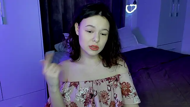 Snapshot of LovelyJane chatting on 01/07/25, 07:10 LovelyJane online show from 01/07/25, 07:10