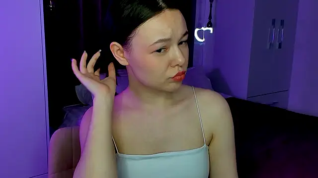 Snapshot of LovelyJane chatting on 02/05/25, 11:02 LovelyJane online show from 02/05/25, 11:02