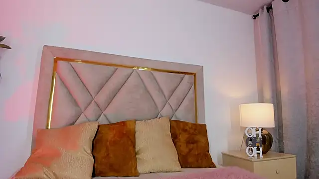 chloe wilson7 online show from 11/25/25, 01:38