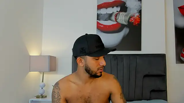 Robin Rief online show from 03/02/26, 03:41