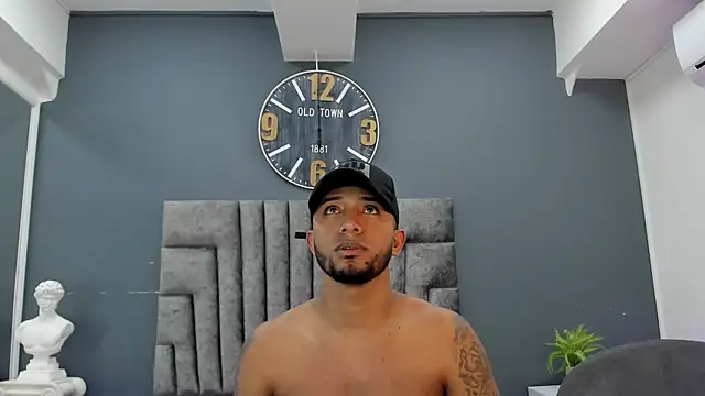 Robin Rief online show from 04/04/26, 07:22