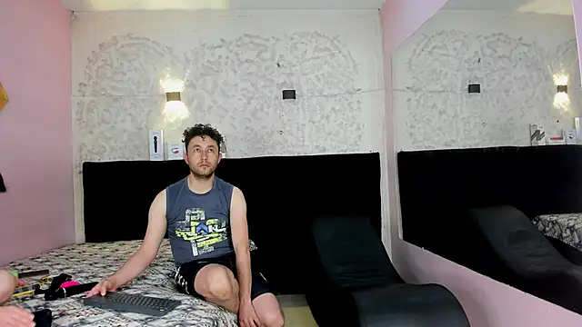 Snapshot of JeremmyAndStacy chatting on 09/11/25, 02:44 JeremmyAndStacy online show from 09/11/25, 02:44