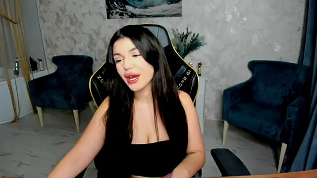 Snapshot of AlluringAriel chatting on 02/27/26, 11:32 AlluringAriel online show from 02/27/26, 11:32