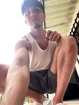 adam-rivera online show from 09/17/25, 05:47