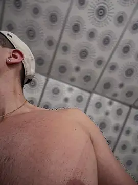 adam-rivera online show from 10/03/25, 02:03