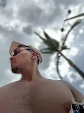 adam-rivera online show from 10/19/25, 05:35