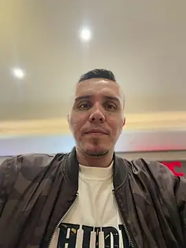 Snapshot of adam-rivera chatting on 02/03/26, 01:15 adam-rivera online show from 02/03/26, 01:15