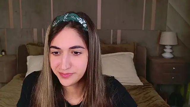 Teresa Stane online show from 01/27/25, 02:57