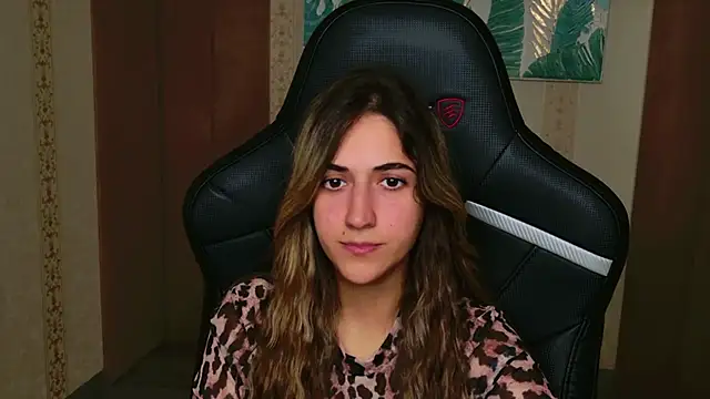 Teresa Stane online show from 09/22/25, 05:31