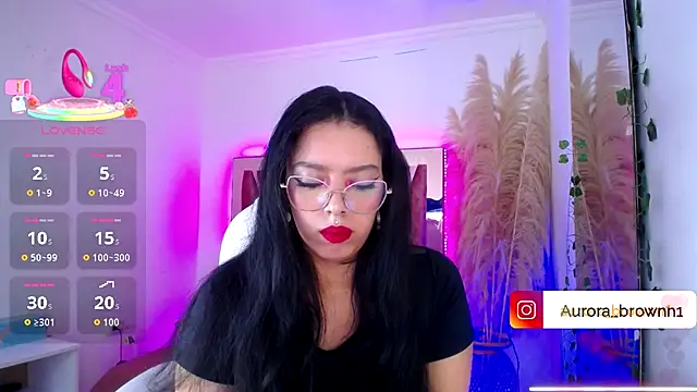 Snapshot of Aurora_Brownn chatting on 10/16/25, 04:35 Aurora Brownn online show from 10/16/25, 04:35