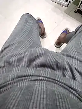 Snapshot of KUKU69XX chatting on 02/10/25, 06:03 KUKU69XX online show from 02/10/25, 06:03