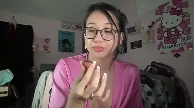 tokyobaby online show from 12/24/24, 06:11