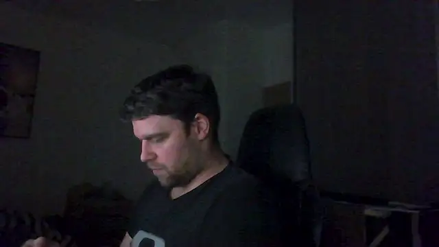 Snapshot of The_big_viking_ chatting on 02/10/26, 08:35 The big viking online show from 02/10/26, 08:35