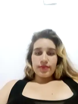 Snapshot of Keidy_rojas1 chatting on 12/18/24, 06:10 Keidy rojas1 online show from 12/18/24, 06:10