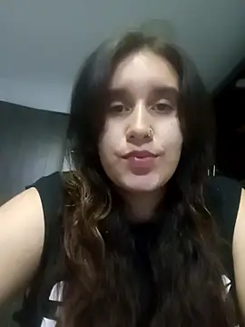 Snapshot of Keidy_rojas1 chatting on 10/11/25, 12:21 Keidy rojas1 online show from 10/11/25, 12:21