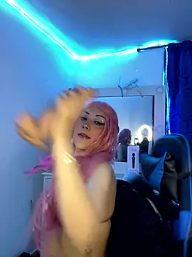 Snapshot of Luna_SofiaXX chatting on 10/31/25, 05:19 Luna SofiaXX online show from 10/31/25, 05:19