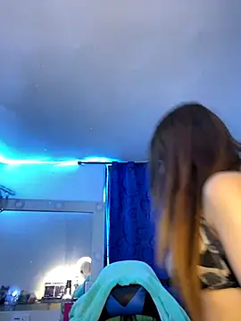 Snapshot of Luna_SofiaXX chatting on 11/12/25, 06:25 Luna SofiaXX online show from 11/12/25, 06:25