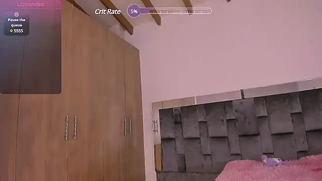 Snapshot of Nicol_ofi24 chatting on 03/08/25, 03:45 Nicol ofi24 online show from 03/08/25, 03:45