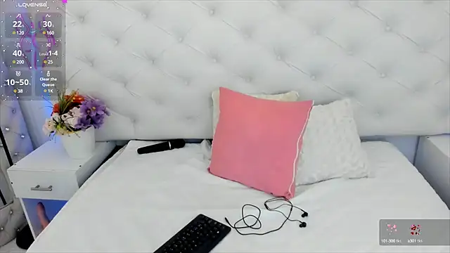 Snapshot of anchela-garcia1 chatting on 02/17/25, 12:48 anchela-garcia1 online show from 02/17/25, 12:48