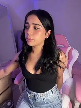 Emily-14 online show from 03/03/26, 04:40