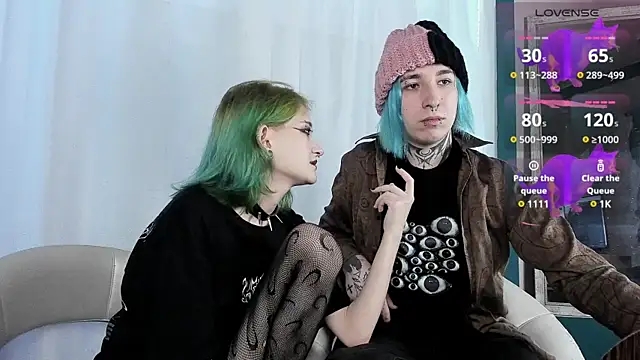 Snapshot of Milten-Trish chatting on 01/13/25, 09:09 Milten-Trish online show from 01/13/25, 09:09