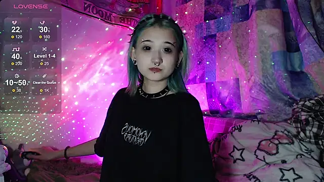 Snapshot of Milten-Trish chatting on 09/29/25, 05:18 Milten-Trish online show from 09/29/25, 05:18