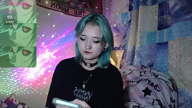 Snapshot of Milten-Trish chatting on 10/07/25, 11:57 Milten-Trish online show from 10/07/25, 11:57