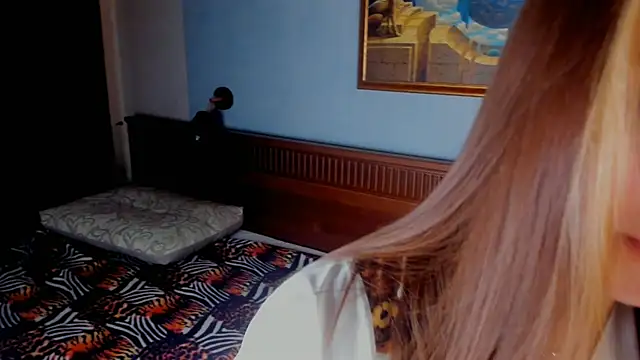 Snapshot of FalineDowlen chatting on 02/17/25, 04:20 FalineDowlen online show from 02/17/25, 04:20