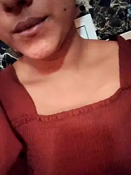 Snapshot of Babby_girl08 chatting on 10/14/25, 09:10 Babby girl08 online show from 10/14/25, 09:10