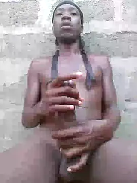 Snapshot of GOLDEN_HQUR chatting on 01/15/25, 03:50 GOLDEN HQUR online show from 01/15/25, 03:50