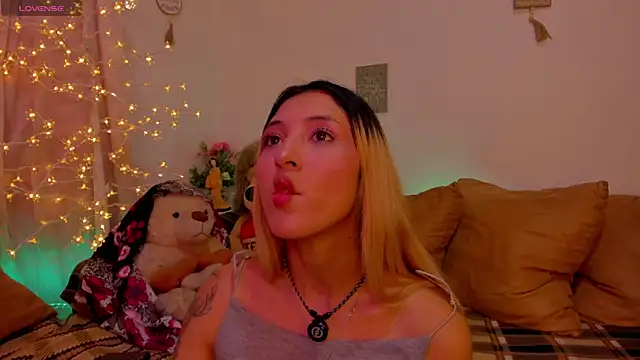 cuteweed420 online show from 07/27/26, 11:12