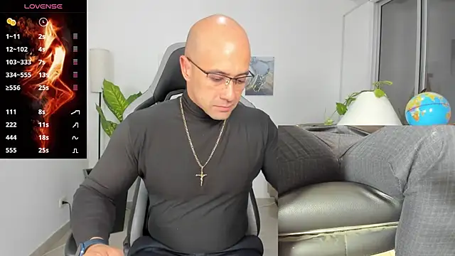 ryan master  online show from 12/18/24, 10:30