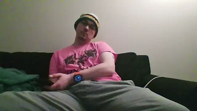 Snapshot of cmichaelxxx chatting on 01/05/25, 08:22 cmichaelxxx online show from 01/05/25, 08:22