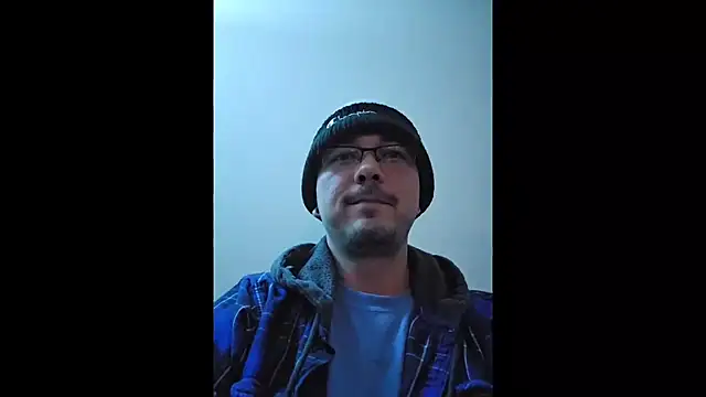 Snapshot of cmichaelxxx chatting on 01/08/25, 11:54 cmichaelxxx online show from 01/08/25, 11:54