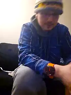 Snapshot of cmichaelxxx chatting on 01/09/25, 10:31 cmichaelxxx online show from 01/09/25, 10:31